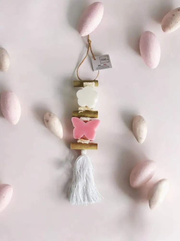 Soaps - Braided 1 Bergamot Flower Soap and 1 Pink Butterfly Soap - FABRIQUE LOMAELLE