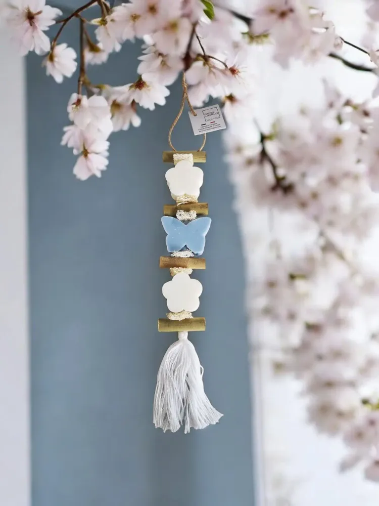 Savons - Tresse 1 Savon Fleur Bergamote 1 Savon Papillon Ecume 1 Savon Fleur Bergamote - FABRIQUE LOMAELLE