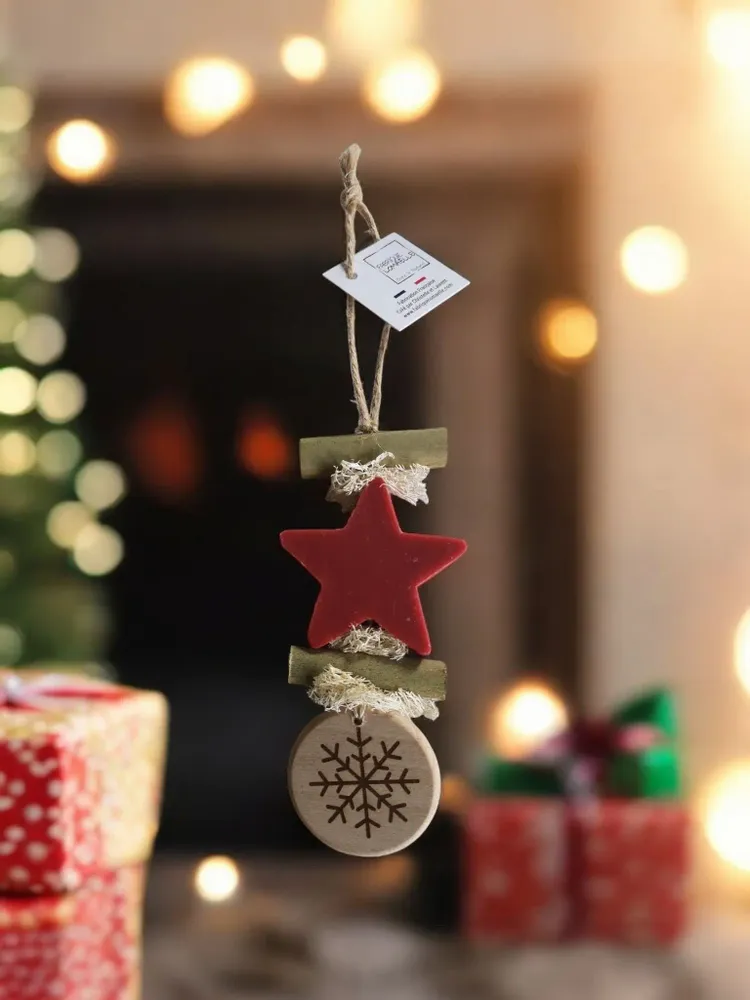 Savons - Tresse 1 Savon Etoile Fruit Rouge avec Rond bois "Flocon" - FABRIQUE LOMAELLE