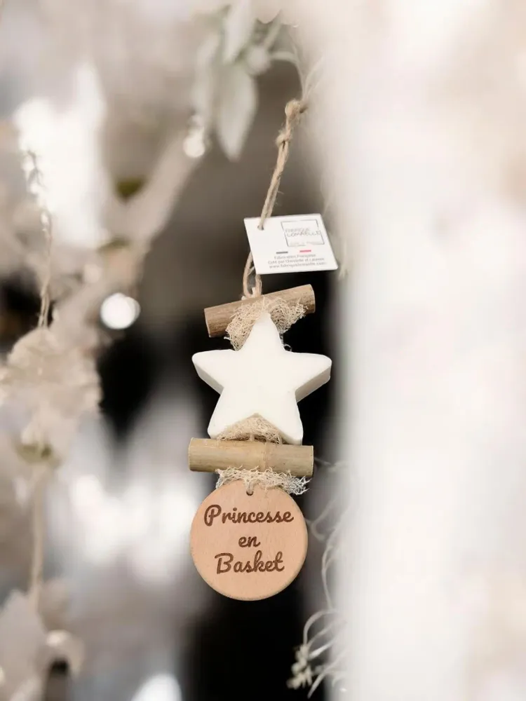 Savons - Tresse 1 Etoile Bergamote avec Rond Bois "Princesse en basket" - FABRIQUE LOMAELLE