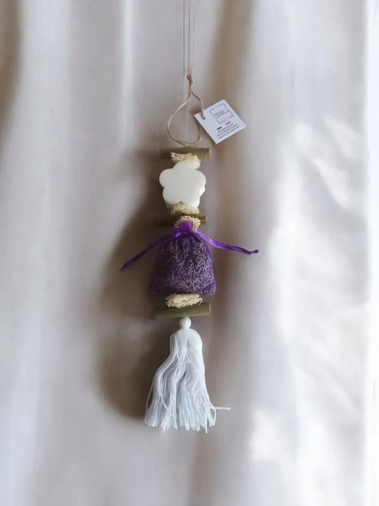 Soaps - Braided 1 Bergamot Flower Soap with a sachet of lavender - FABRIQUE LOMAELLE