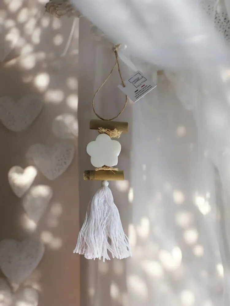 Savons - Tresse 1 savon Fleur Blanche Bergamote - FABRIQUE LOMAELLE
