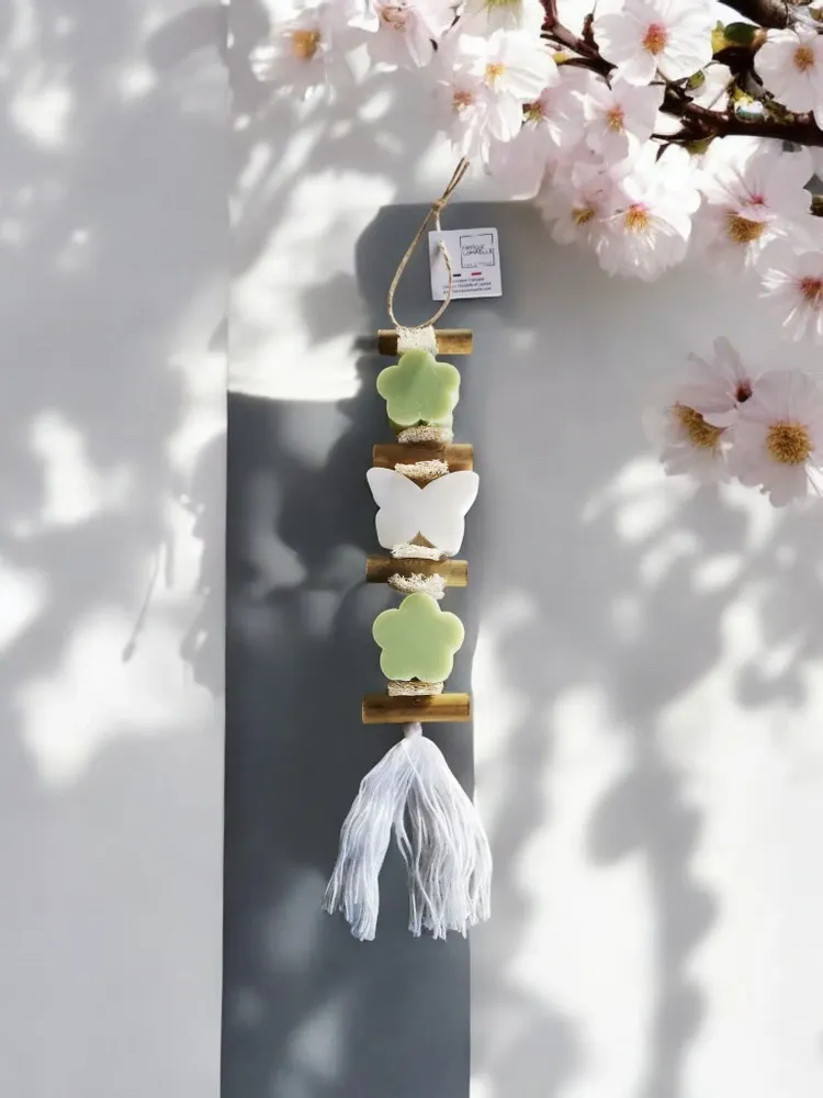 Savons - tresse 1 savon fleur verveine 1 savon papillon bergamote 1 savon fleur verveine - FABRIQUE LOMAELLE