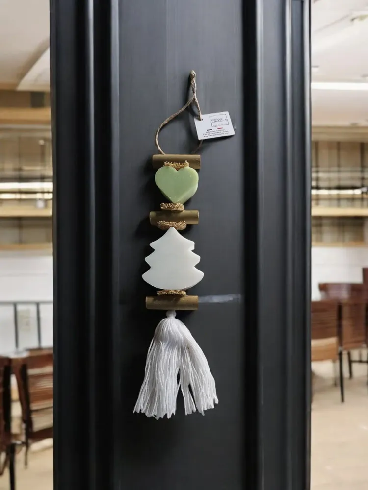 Soaps - Braided 1 Verbena Heart Soap and 1 White Fir Soap - FABRIQUE LOMAELLE