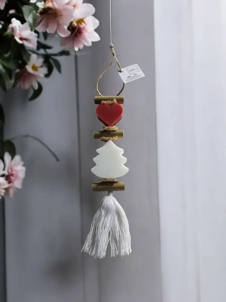 Savons - Tresse 1 Savon Cœur Fruit Rouge et 1 Savon Sapin Blanc Bergamote - FABRIQUE LOMAELLE