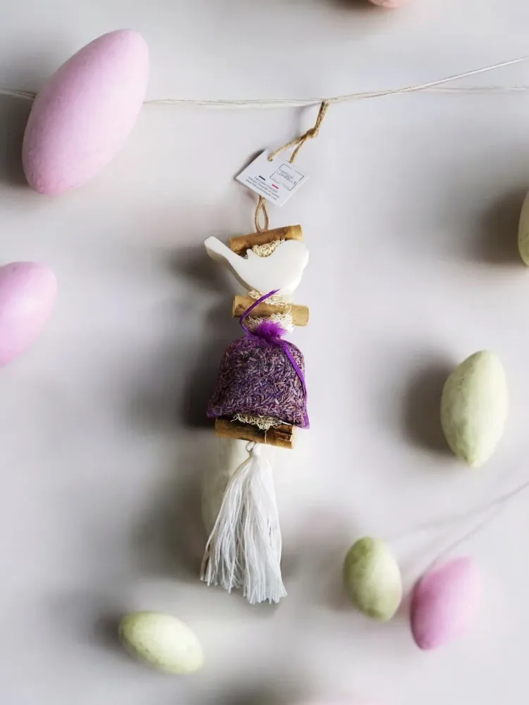 Savons - Tresse 1 Savon Oiseau Bergamote avec un sachet de lavandin - FABRIQUE LOMAELLE