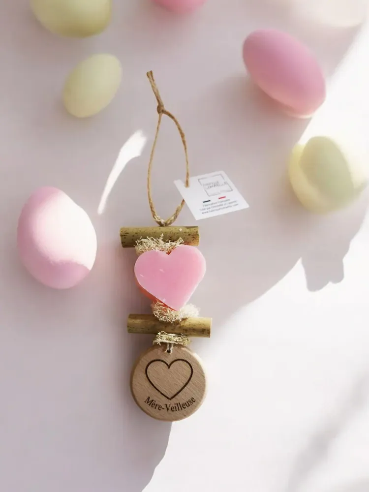 Savons - Tresse 1 Savon coeur Rose avec Rond Bois "Mère-veilleuse" - FABRIQUE LOMAELLE
