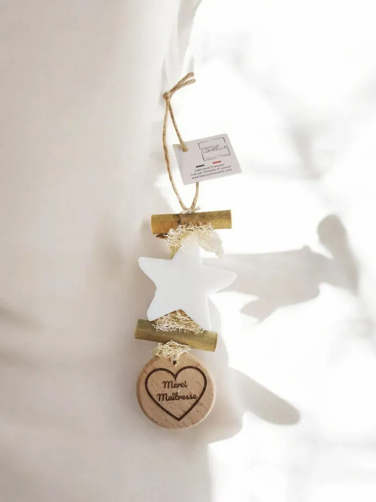 Savons - Tresse 1 Savon Etoile Bergamote avec Rond Bois "Merci Maîtresse" - FABRIQUE LOMAELLE