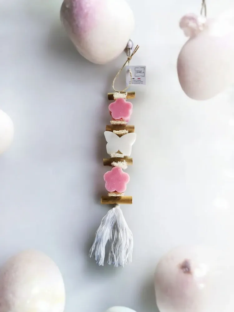 Savons - Tresse 1 Savon Fleur Rose 1 Savon Papillon Bergamote 1 Savon Fleur Rose - FABRIQUE LOMAELLE