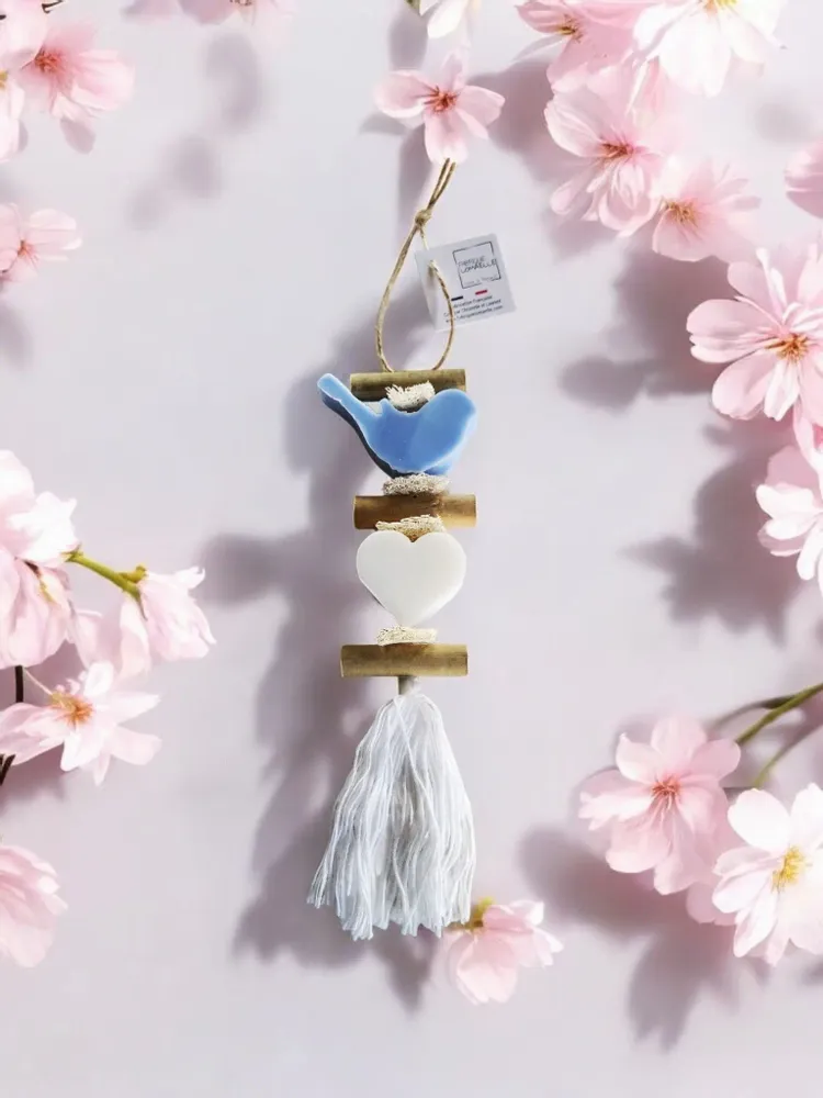 Savons - Tresse 1 Savon Oiseau Ecume et un Cœur Blanc Bergamote - FABRIQUE LOMAELLE