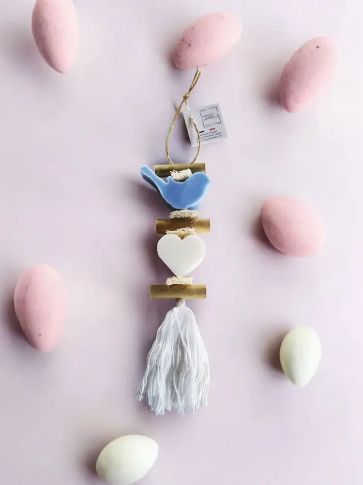 Savons - Tresse 1 Savon Oiseau Ecume et un Cœur Blanc Bergamote - FABRIQUE LOMAELLE