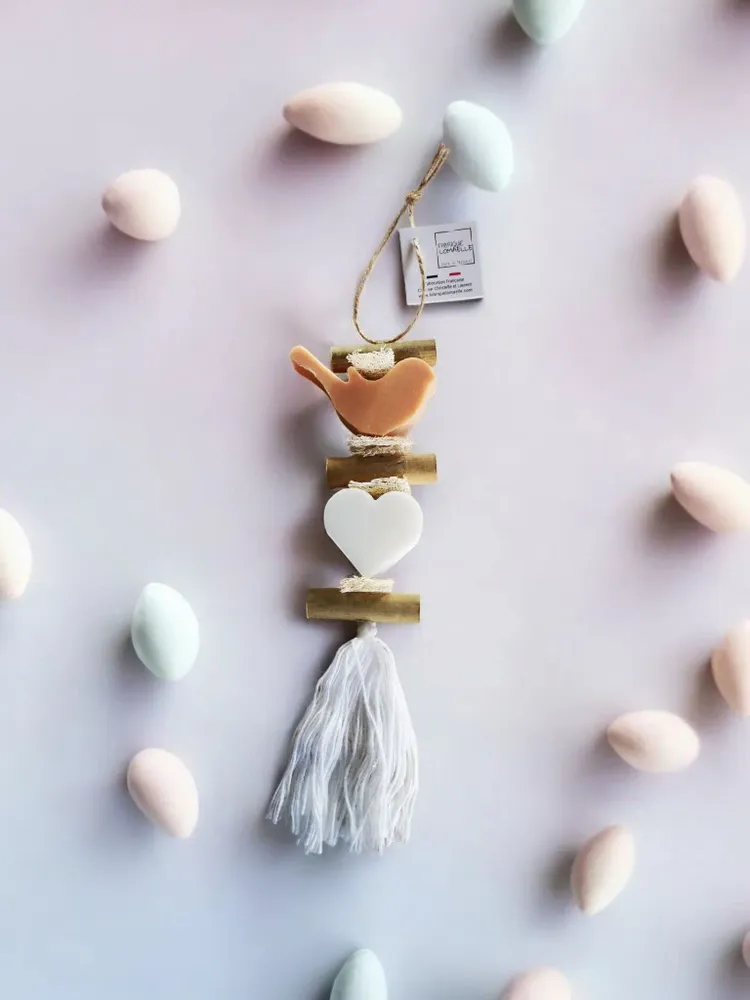 Savons - Tresse 1 Savon Oiseau Fleur d'Oranger et un Cœur Blanc Bergamote - FABRIQUE LOMAELLE