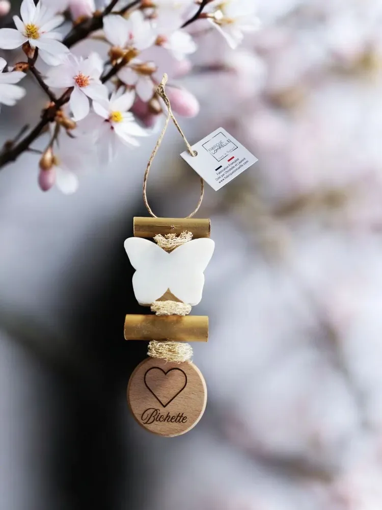 Savons - Tresse 1 Savon Papillon Bergamote avec Rond Bois "Bichette" - FABRIQUE LOMAELLE