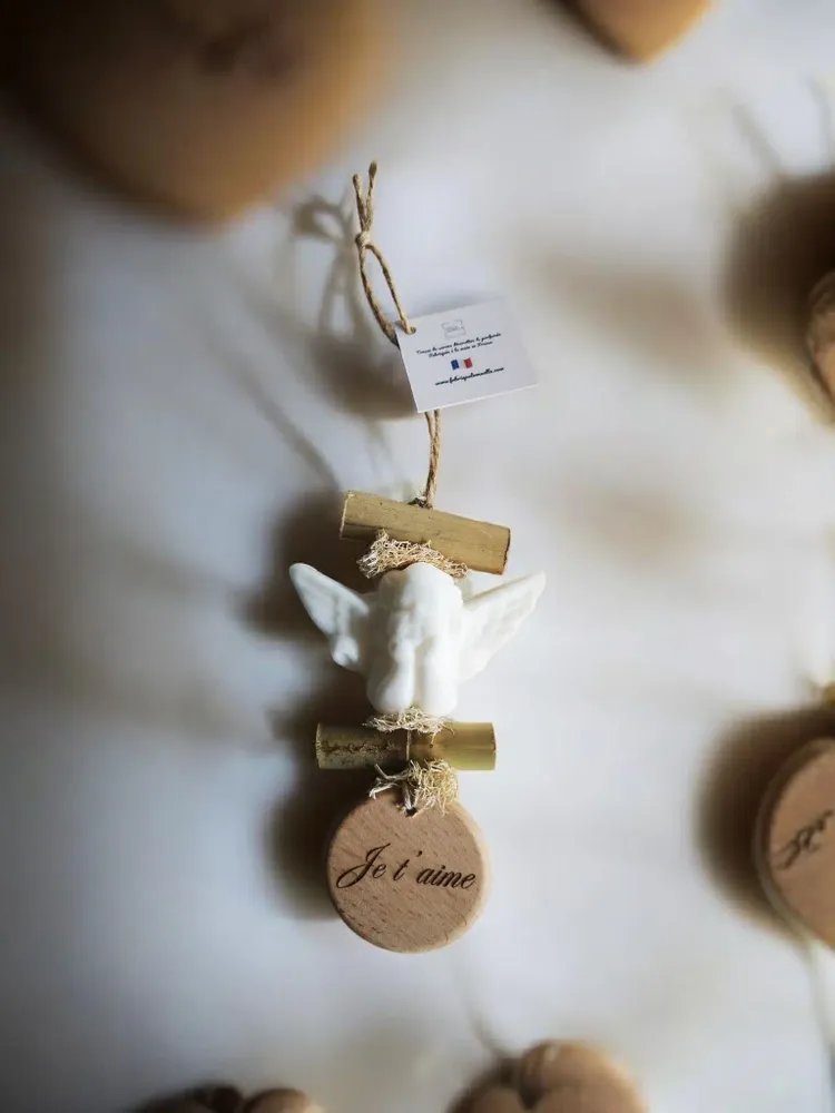 Savons - Tresse 1 Savon Ange Bergamote avec Rond Bois "Je t'aime" - FABRIQUE LOMAELLE