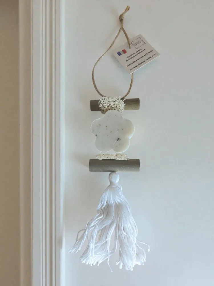 Savons - Tresse 1 Savon Fleur Lavande Fleur Blanche - FABRIQUE LOMAELLE