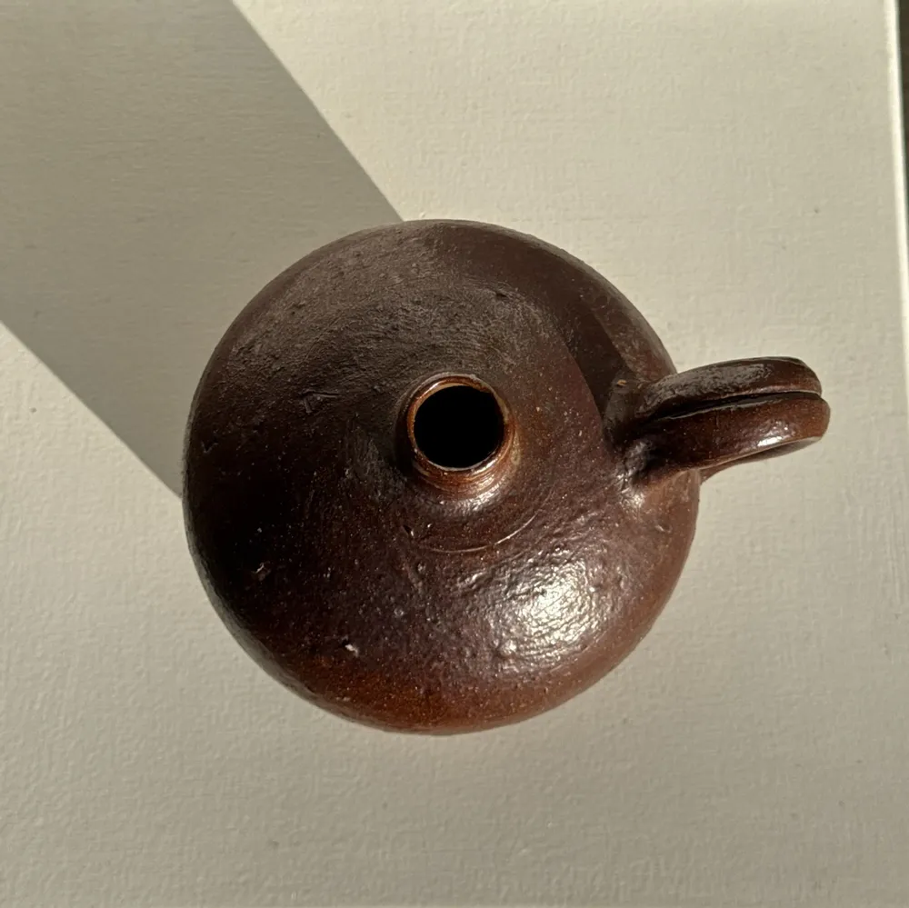 Vases - Jarre ronde en grès brun brillant H17 - OFFICE OBJETS