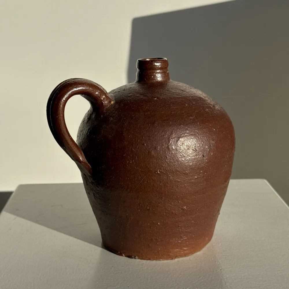 Vases - Jarre ronde en grès brun brillant H17 - OFFICE OBJETS