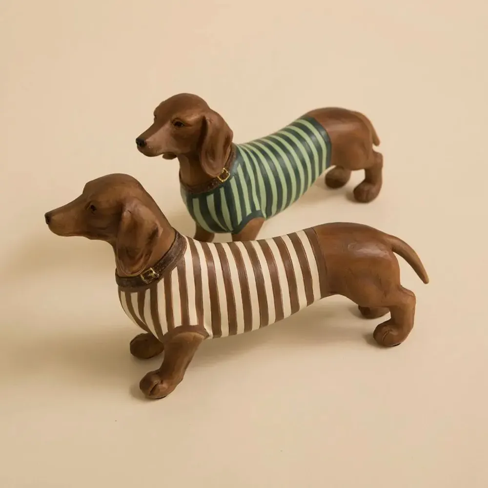 Sculptures, statuettes and miniatures - THE SAUSAGE LEAGUE DACHSHUND - MAHE HOMEWARE