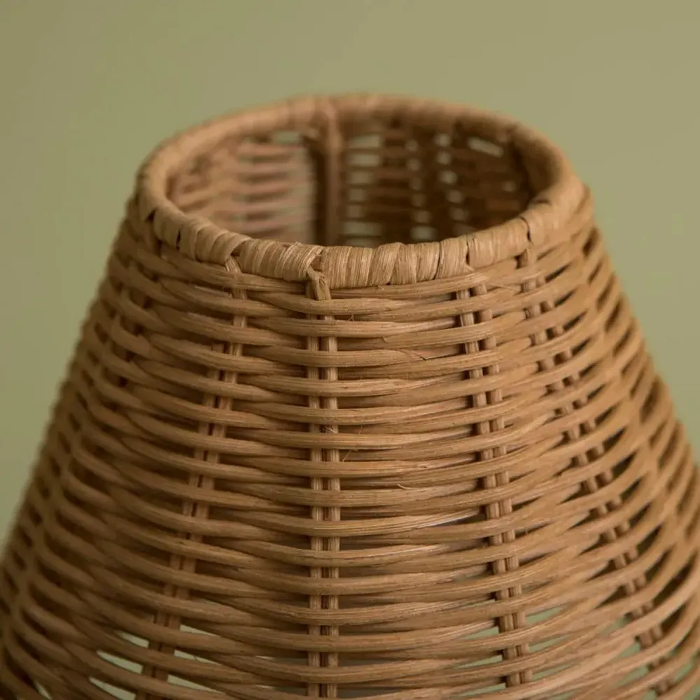 Lampes de table - LAMPE DE TABLE SANS FIL EN ROTIN AVEC ABAT-JOUR EN ROTIN - MAHE HOMEWARE