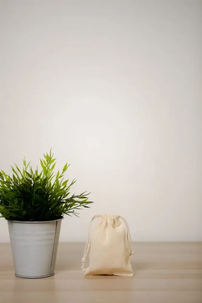 Bags and totes - Customizable organic cotton drawstring pouch – ORG 14 - MEME BERNADETTE (FEEL-INDE)