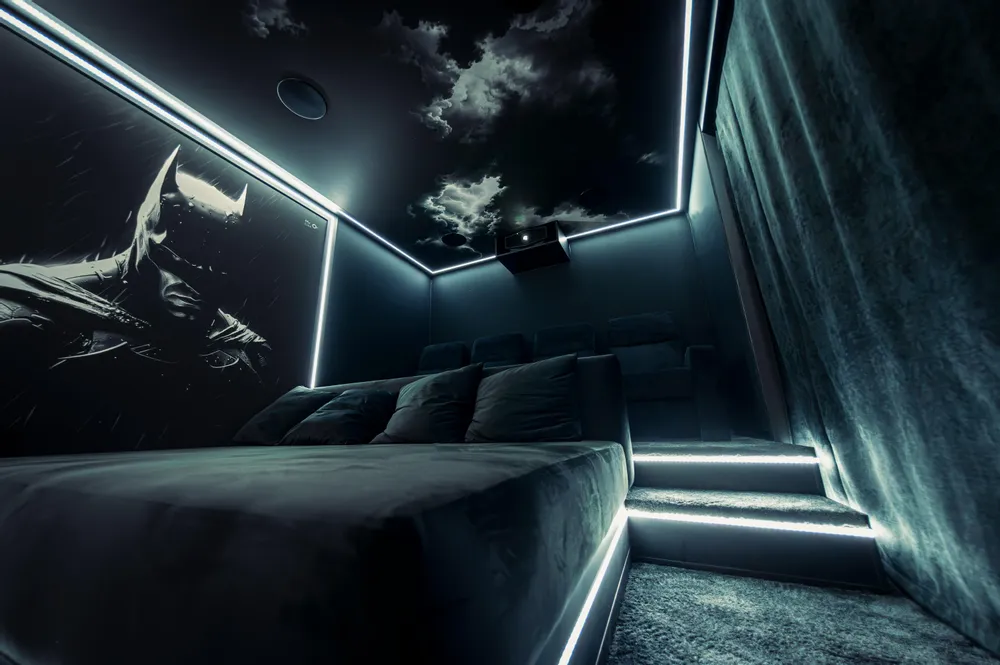 Settees - L’ARKHAM — 15 m² private cinema room - MYCINÉ