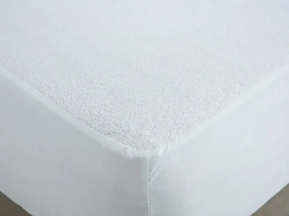 Hotel bedding - The Nube mattress protector - KAMASANA