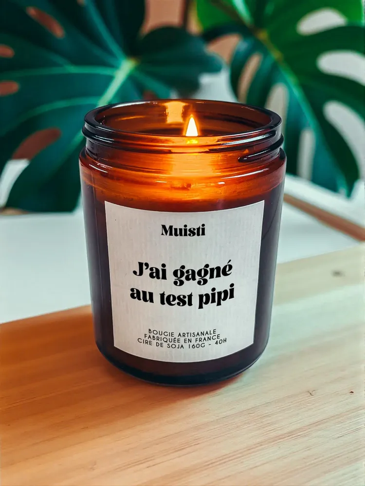 Objets de décoration - Bougie Parfumée - J'ai gagné au test pipi - Musc blanc – 160g - MUISTI