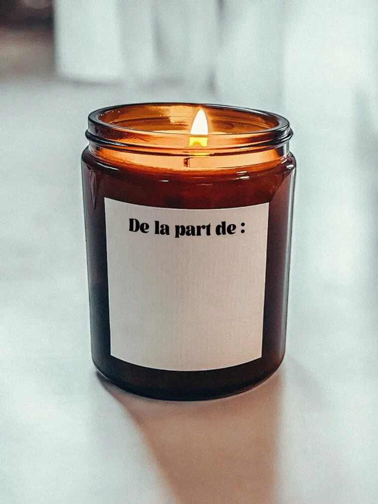 Objets de décoration - Bougie Parfumée - J'ai adoré cette année avec toi - Musc blanc – 160g - MUISTI