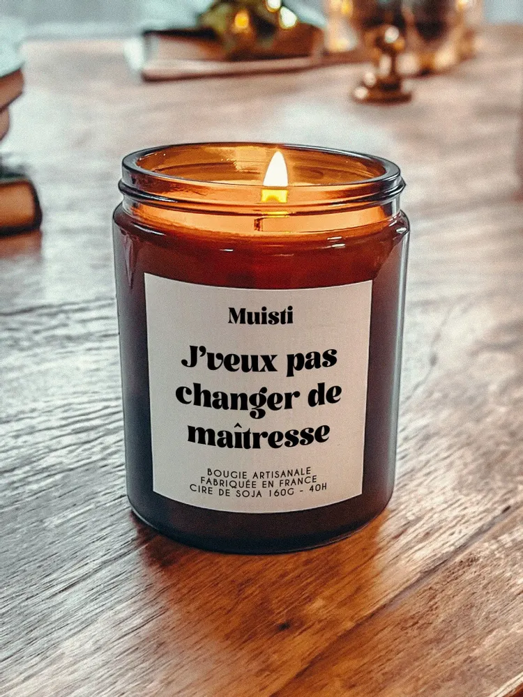 Objets de décoration - Bougie Parfumée - J'veux pas changer de maîtresse - Musc blanc – 160g - MUISTI