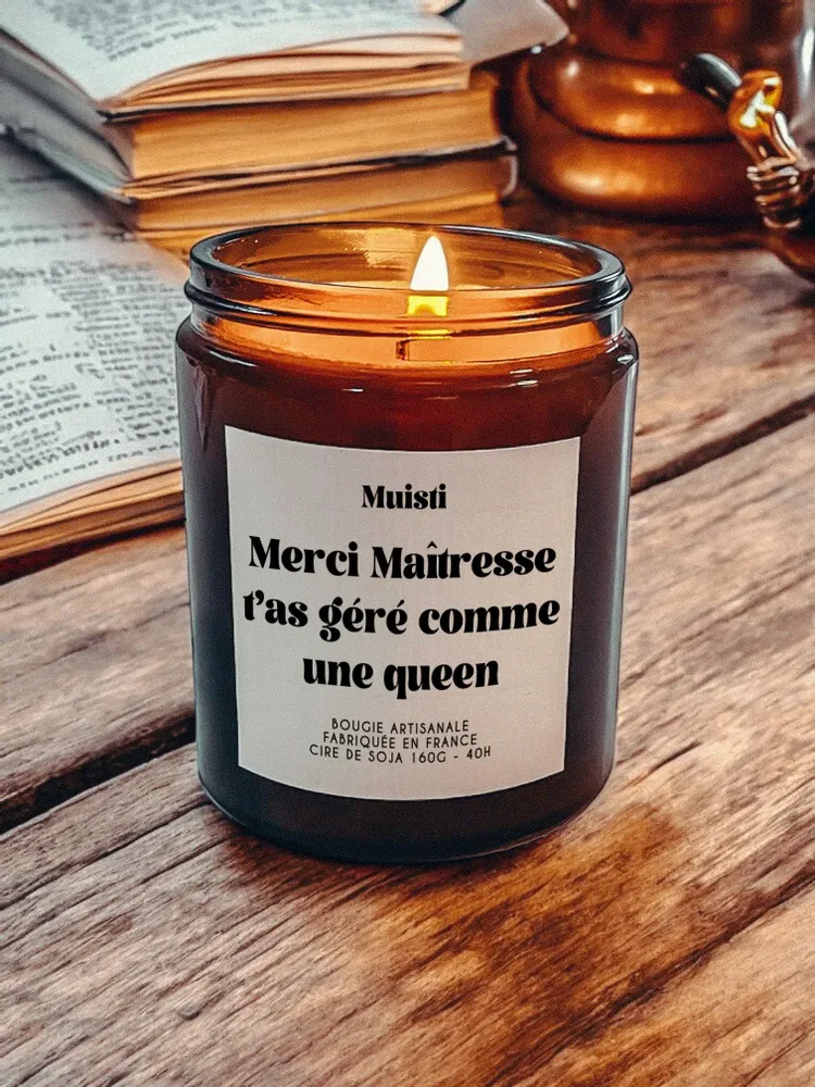 Objets de décoration - Bougie Parfumée - Merci Maîtresse, t'as géré comme une queen - Musc blanc – 160g - MUISTI