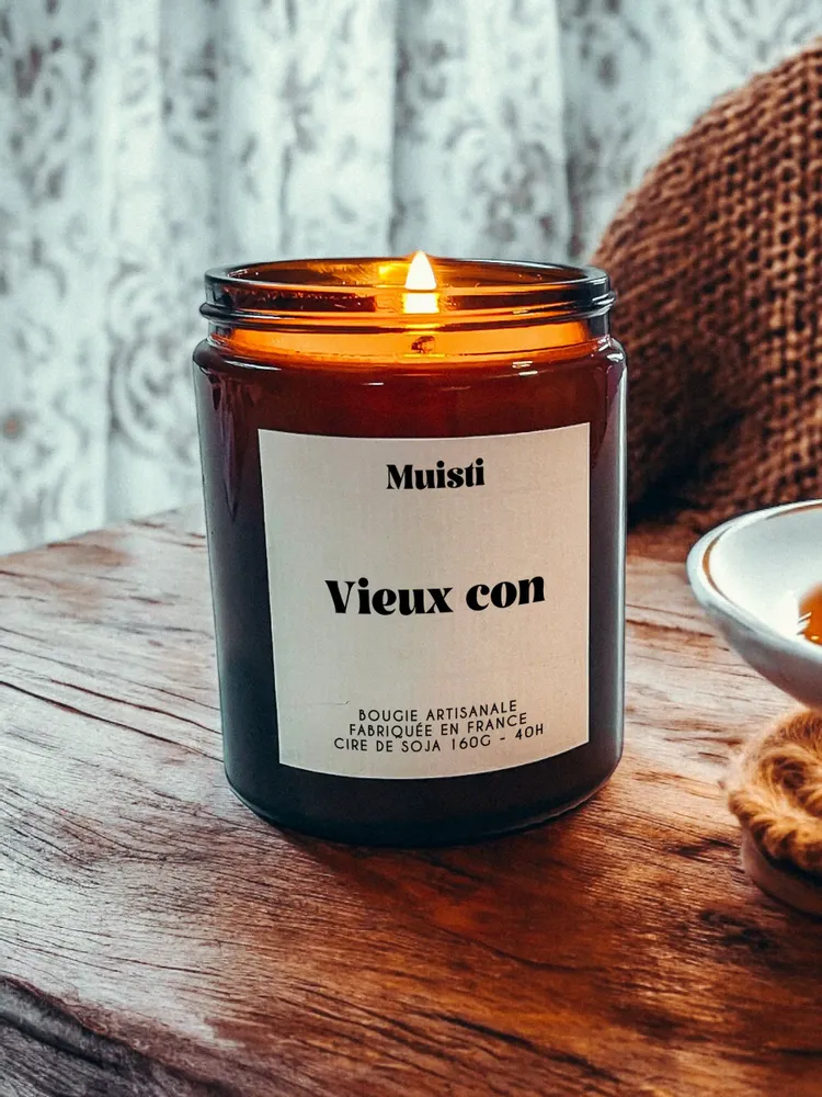 Objets de décoration - Bougie Parfumée - Vieux con - Musc blanc – 160g - MUISTI