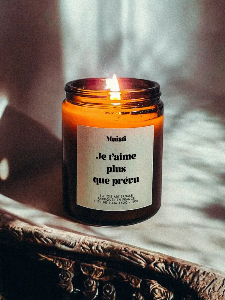 Objets de décoration - Bougie Parfumée - Je t'aime plus que prévu - Musc blanc – 160g - MUISTI