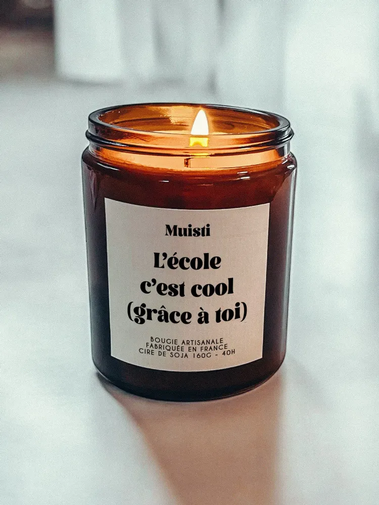 Objets de décoration - Bougie Parfumée - L'école c'est cool (grâce à toi) - Musc blanc – 160g - MUISTI