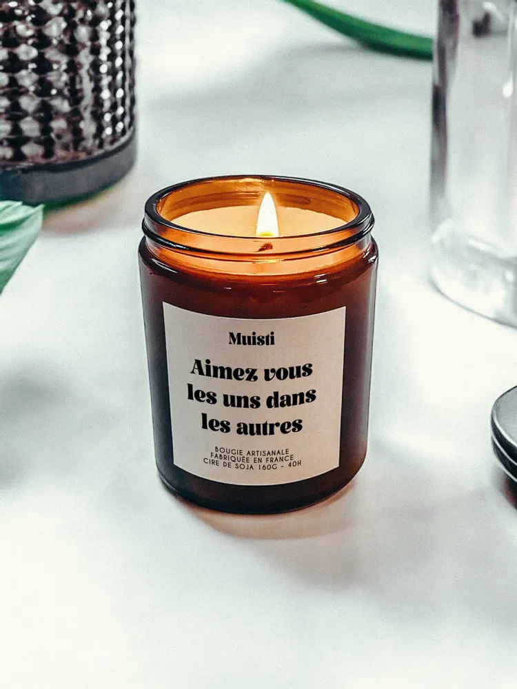 Objets de décoration - Bougie Parfumée - Aimez vous les uns dans les autres - Musc blanc – 160g - MUISTI