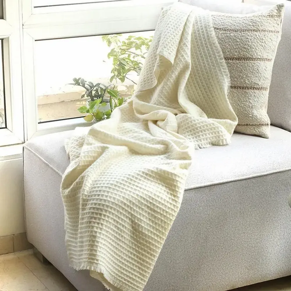 Throw blankets - Pure Cashmere Waffle Throw Blanket - Kai - PASHMA
