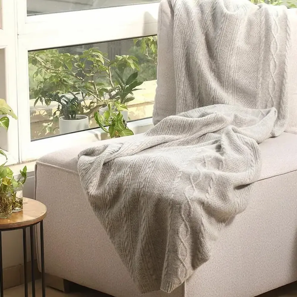 Throw blankets - Cable Knit Cashmere Throw : Theodore - PASHMA