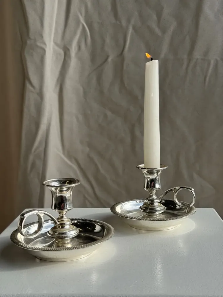 Objets de décoration - Paire de petits bougeoirs anciens en métal argenté D12 H8 - OFFICE OBJETS