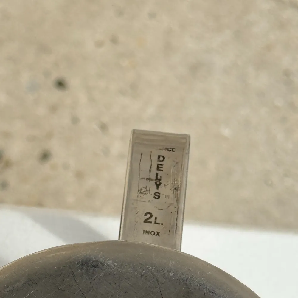 Carafes - Large silver plated jug H20 D14.5 - OFFICE OBJETS