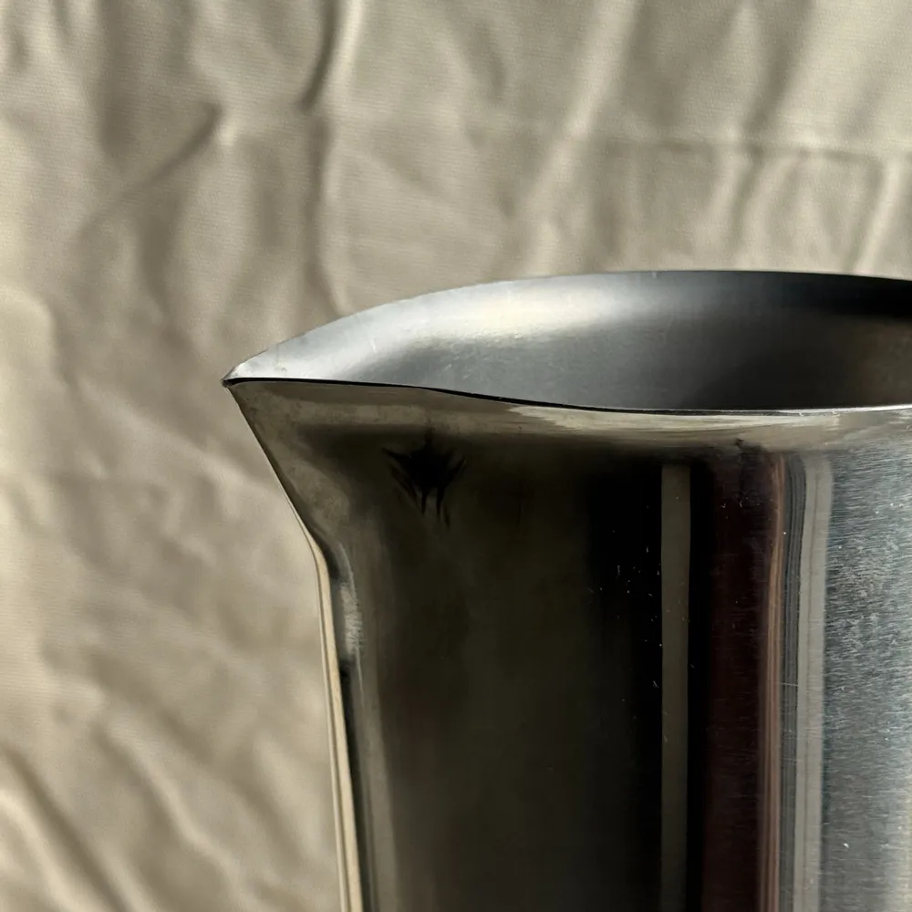 Carafes - Large silver plated jug H20 D14.5 - OFFICE OBJETS