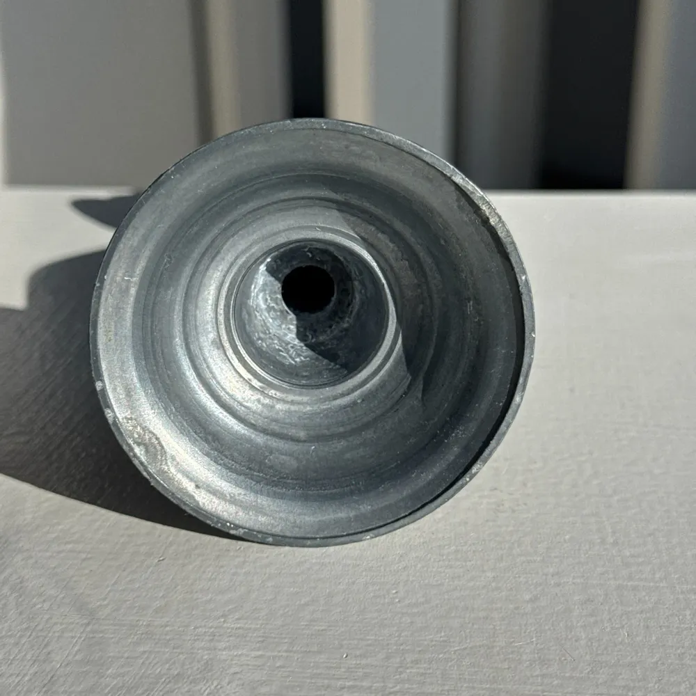 Objets de décoration - Paire de petits bougeoirs fins en étain H15,5 - OFFICE OBJETS