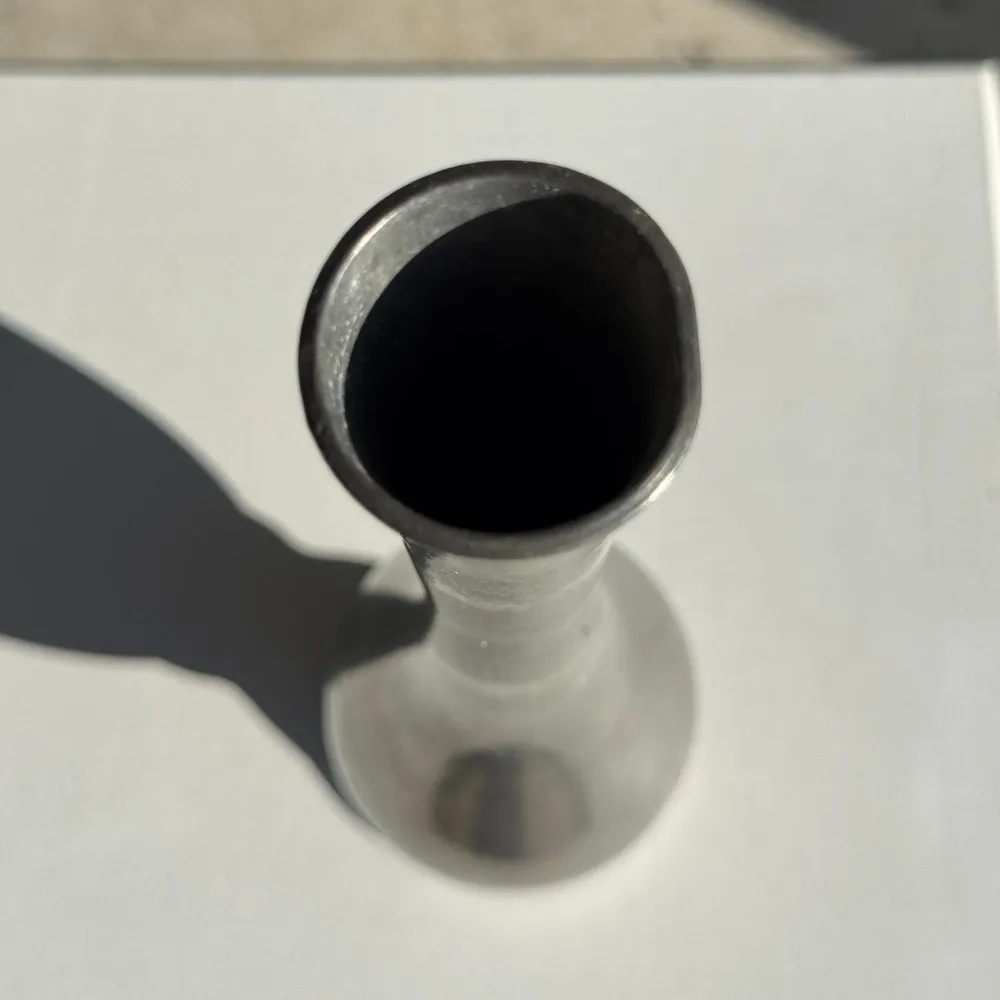 Vases - Grand vase solifore en métal argenté vintage - OFFICE OBJETS