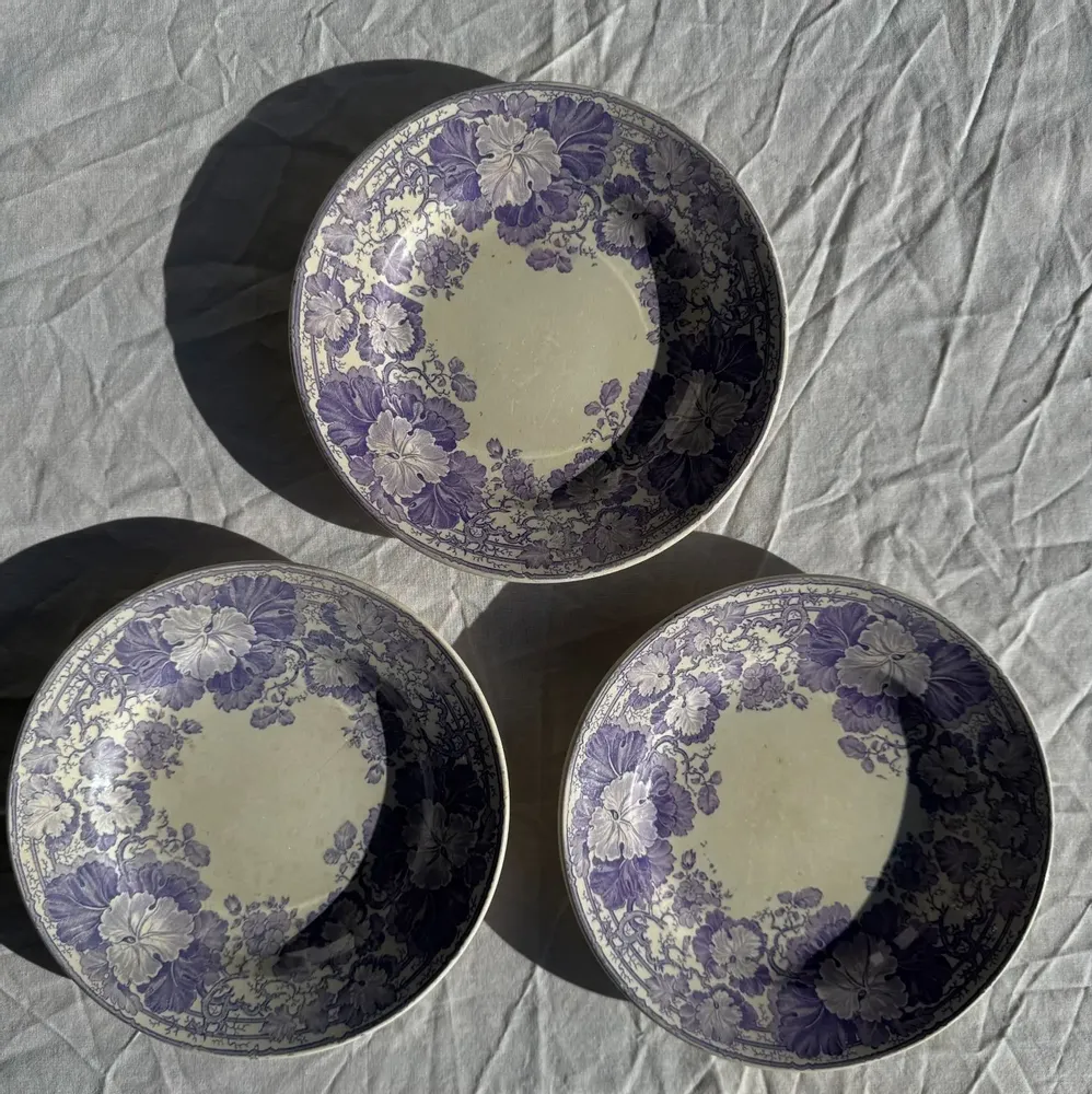 Everyday plates - Set of 3 antique purple Ceranium plates U&C Sarreguemines D22 - OFFICE OBJETS