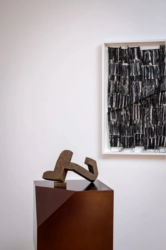 Sculptures, statuettes and miniatures - Silent Language - GARDECO OBJECTS