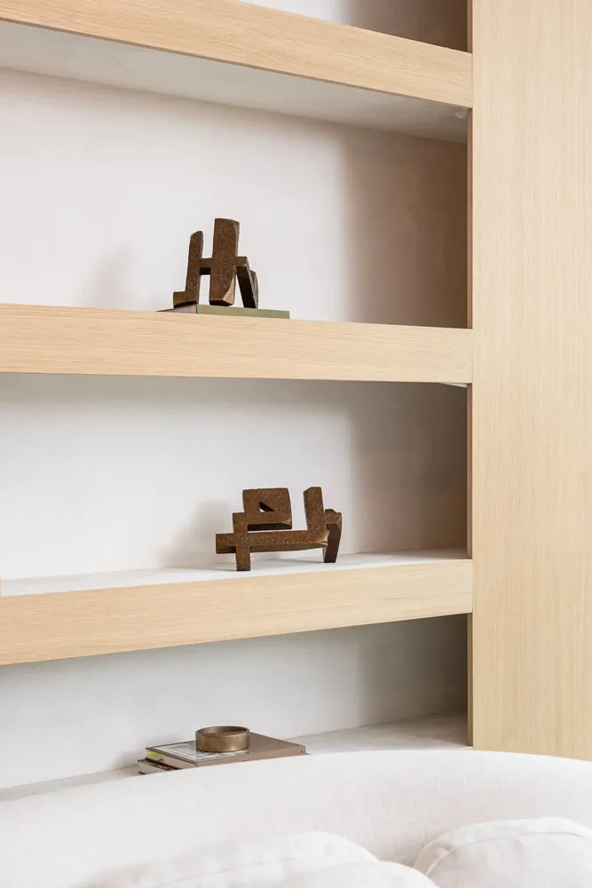 Sculptures, statuettes and miniatures - Silent Language - GARDECO OBJECTS