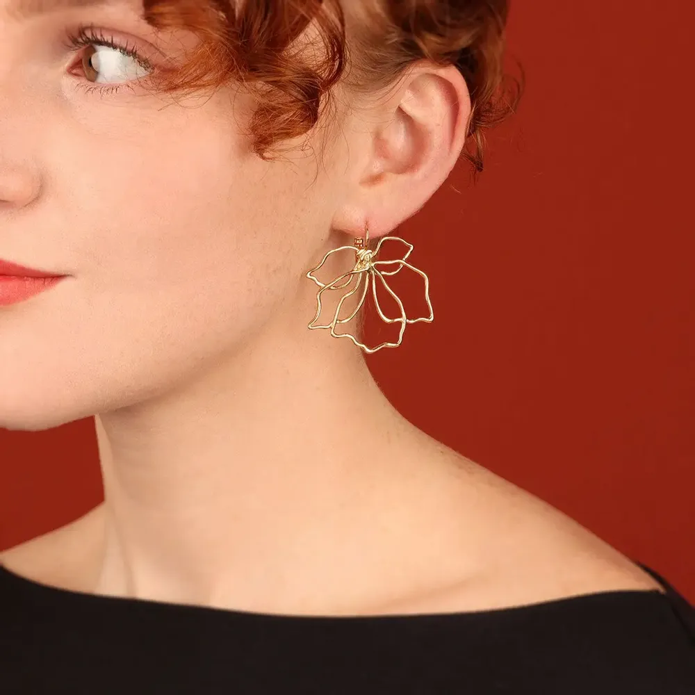 Jewelry - Gold Hibiscus Sleepers - TARATATA BIJOUX