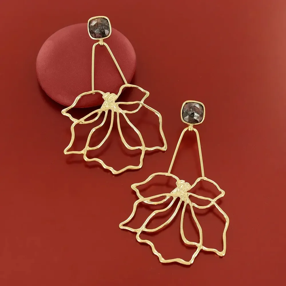 Jewelry - Rose gold hibiscus flowers - TARATATA BIJOUX