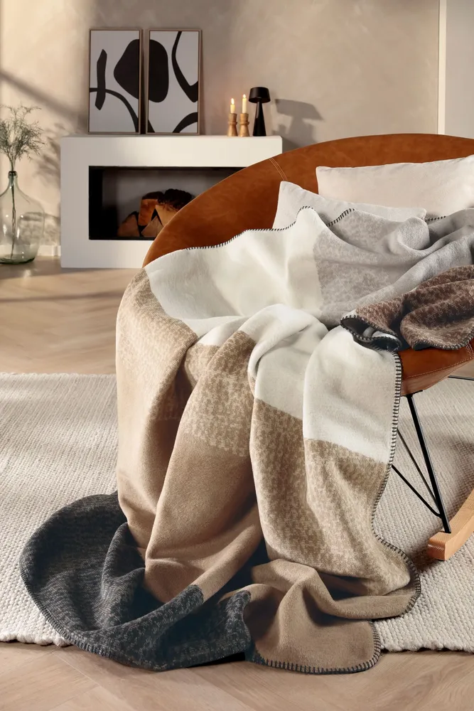 Throw blankets - Blanket Conture Flow - BIEDERLACK