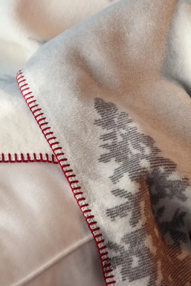 Throw blankets - Blanket Deerlight - BIEDERLACK