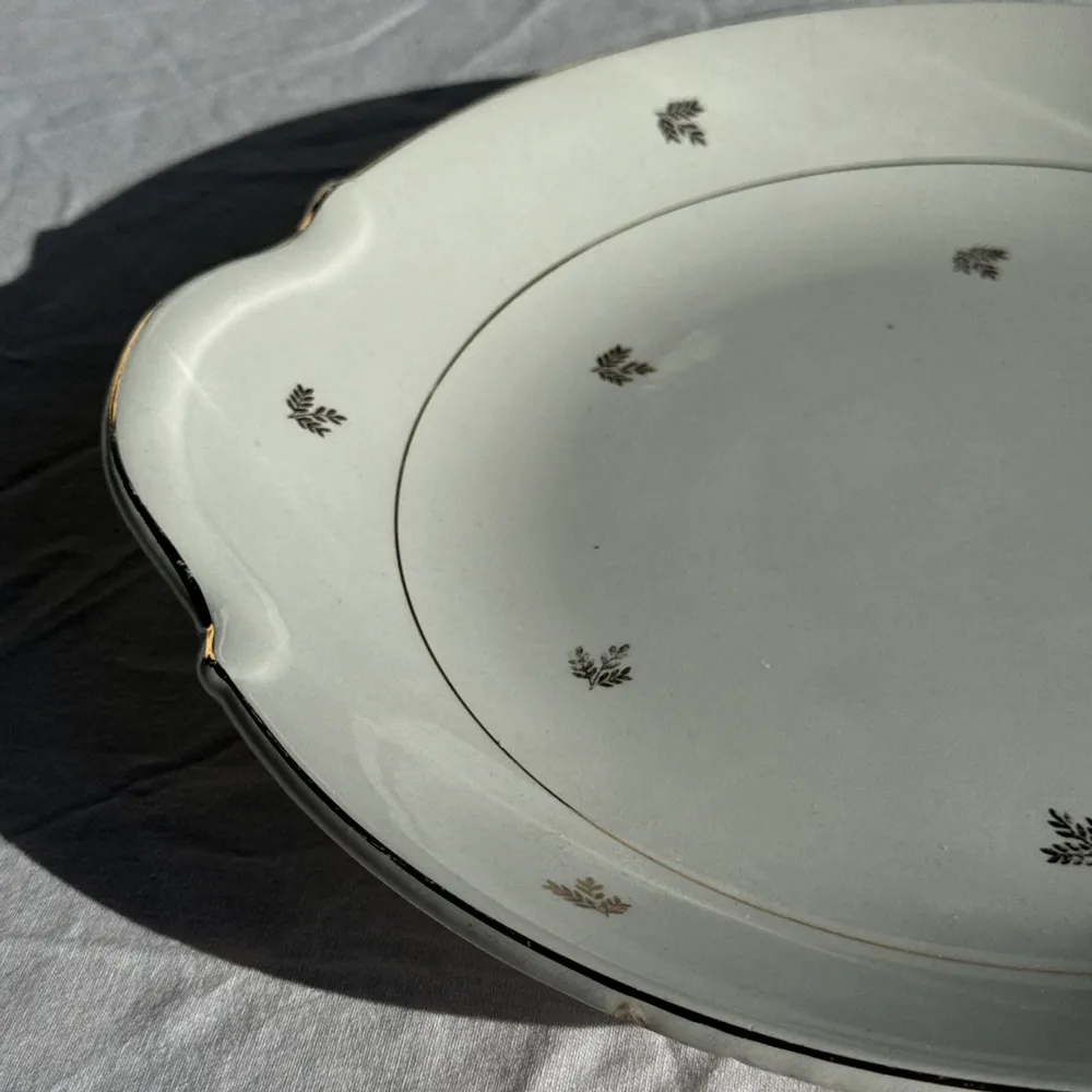 Platter and bowls - Antique pie dish with 2 handles golden wheat patterns D28 - OFFICE OBJETS