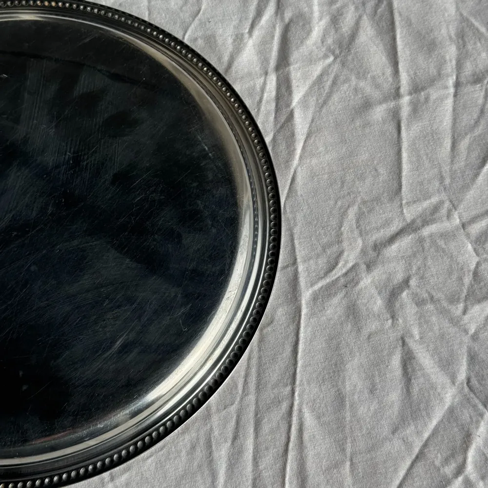 Platter and bowls - D27 Pearl Stripe Vintage Circular Platter - OFFICE OBJETS